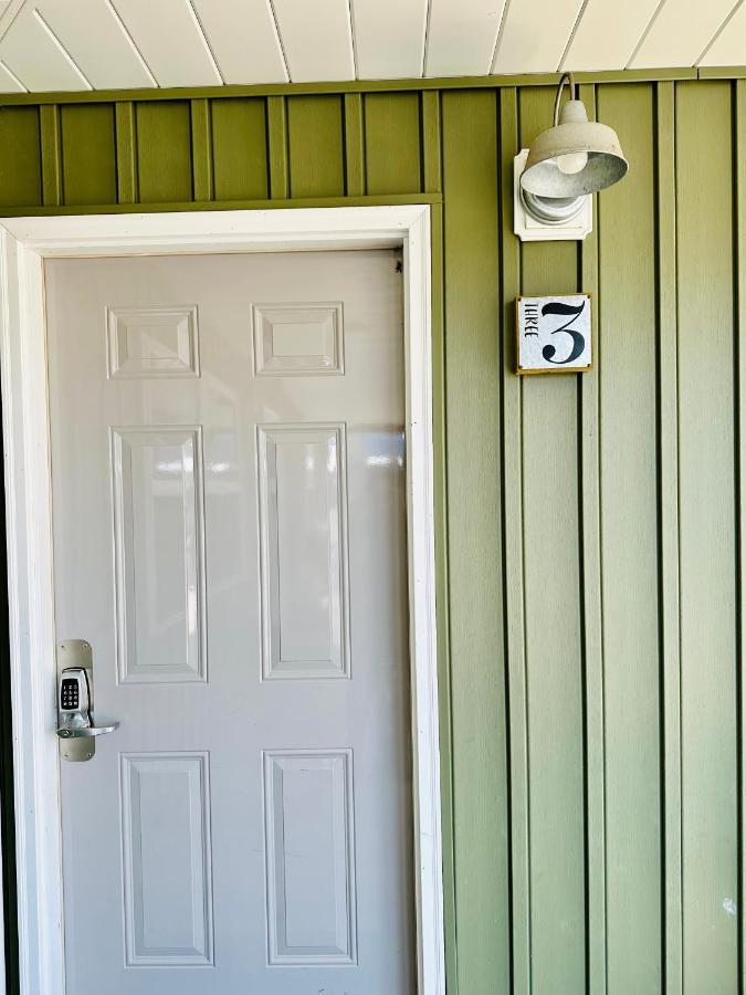 Knotty Squirrel Cabins Mountain View Exterior foto